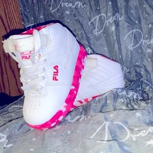 Girls Pink Camo FILA Shoes